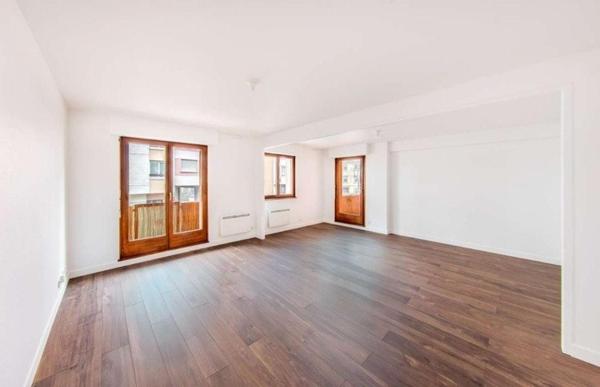 Appartement avec parking, état impeccable très belle finition !