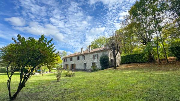Maison à vendre à Montcuq-en-Quercy-Blanc (46800) - Lot