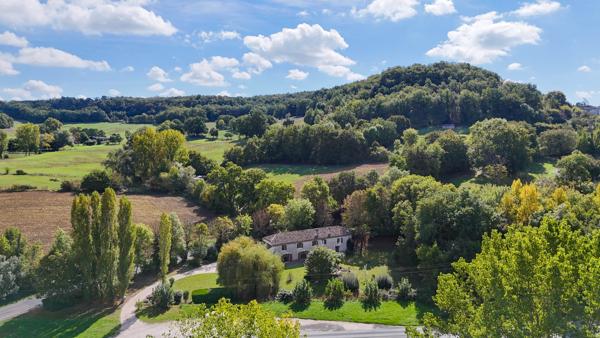 Maison à vendre à Montcuq-en-Quercy-Blanc (46800) - Lot