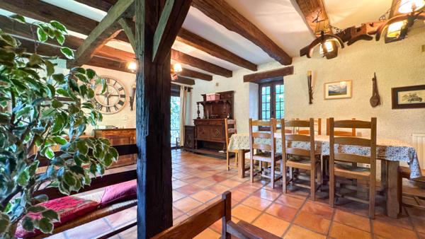 Maison à vendre à Montcuq-en-Quercy-Blanc (46800) - Lot