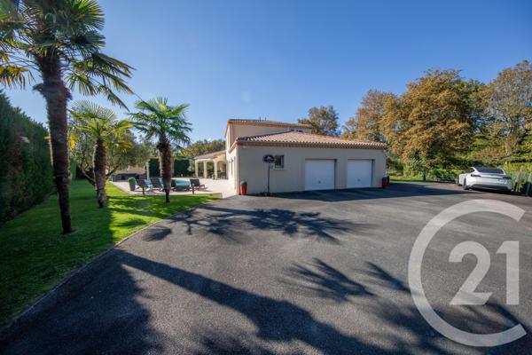 Maison à vendre  7 pièces - 178,60 m2 ST AUBIN DE MEDOC - 33