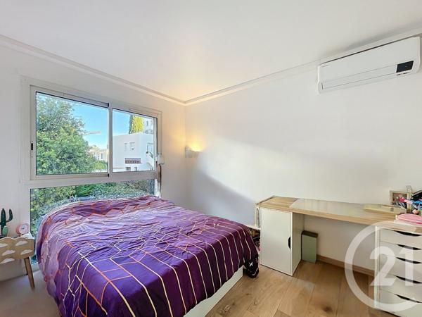 Appartement F4 à vendre  4 pièces - 82 m2 ST LAURENT DU VAR - 06