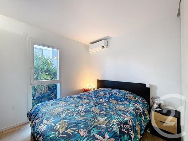 Appartement F4 à vendre  4 pièces - 82 m2 ST LAURENT DU VAR - 06