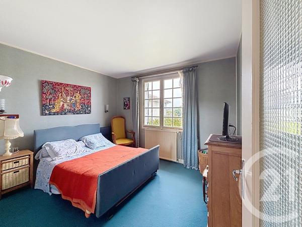 Maison à vendre  7 pièces - 165,80 m 2   MONTPON MENESTEROL  - 24