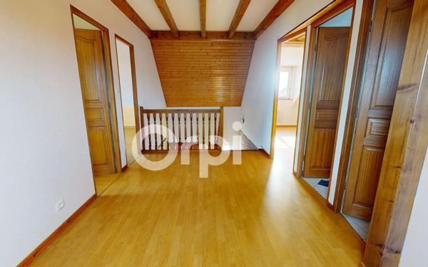 Maison à vendre    6 pièces •  Fessenheim