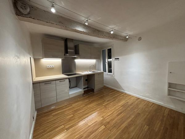 APPARTEMENT T3 69,8M² DUPLEX CENTRE VILLE ISLE SUR LA SORGUE AVEC CAVE