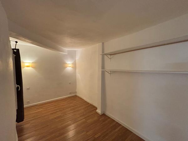 APPARTEMENT T3 69,8M² DUPLEX CENTRE VILLE ISLE SUR LA SORGUE AVEC CAVE