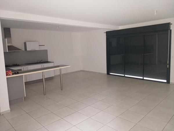 Ravine Des Cabris 97432 , maison de 4 pièce(s) 113 m2 sur terrain de 274 m²