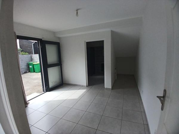 Ravine Des Cabris 97432 , maison de 4 pièce(s) 113 m2 sur terrain de 274 m²