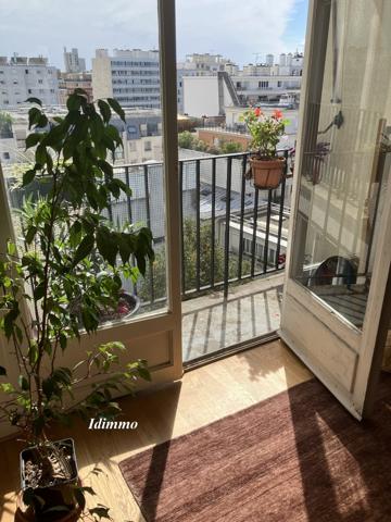 Paris 20ième, M° Nation-Maraîchers, T2 traversant et lumineux au 7ième étage, vue dégagée  Paris (75020)