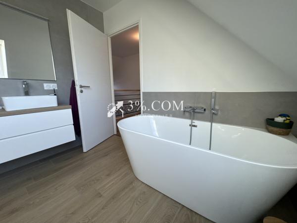 Maison 6 pièce(s) 4 chambre(s) 125 m²