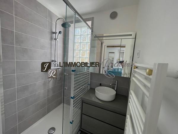 Location Appartement La rochelle 1 pièce 23.97m²-LAM1473