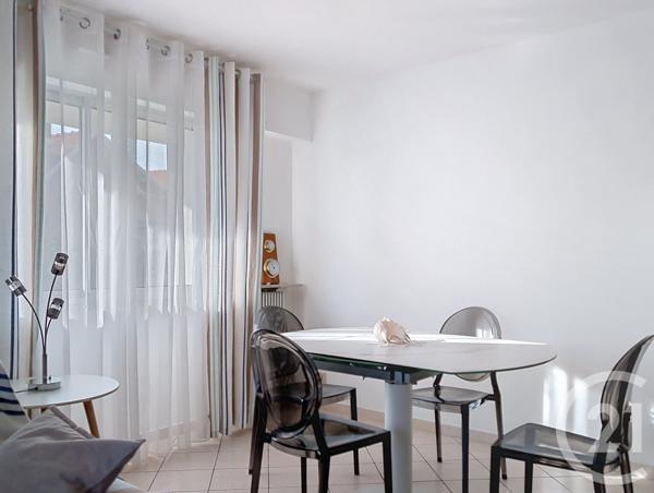 Appartement F3 à vendre  3 pièces - 65,45 m 2   ARCACHON  - 33