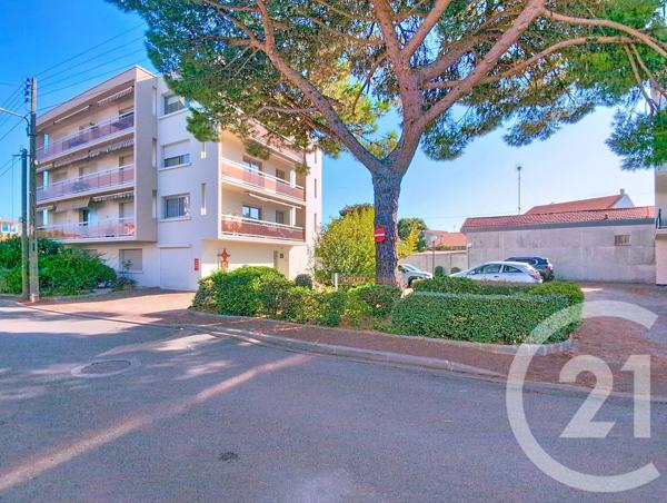 Appartement F3 à vendre  3 pièces - 65,45 m 2   ARCACHON  - 33