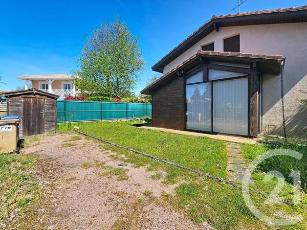 Appartement F3 à vendre  3 pièces - 65,45 m 2   ARCACHON  - 33