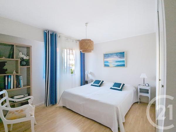 Appartement F3 à vendre  3 pièces - 65,45 m 2   ARCACHON  - 33