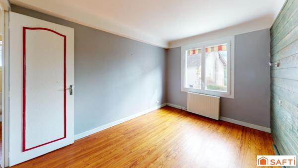 Maison 137m2, 5 pièces, 4 chambres, garage et jardinet