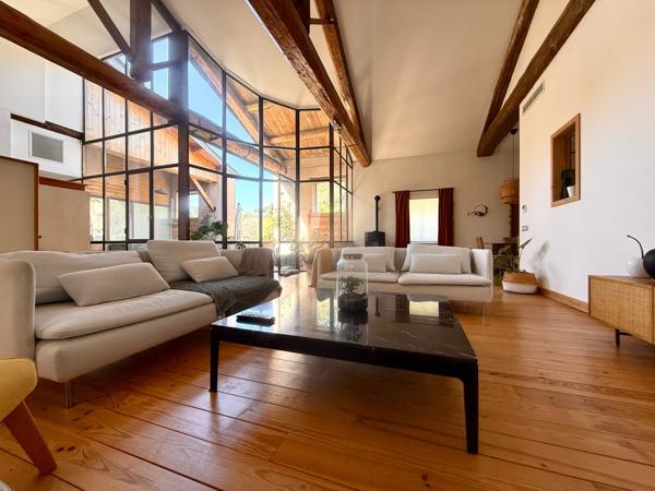 Lodève (34700) EN EXCLUSIVITE Appartement d’exception moderne de 215 m² sur tout le dernier étage 5 Chambres