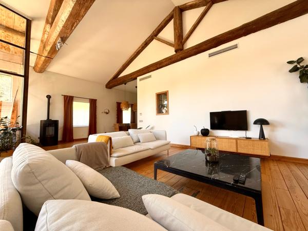 Lodève (34700) EN EXCLUSIVITE Appartement d’exception moderne de 215 m² sur tout le dernier étage 5 Chambres