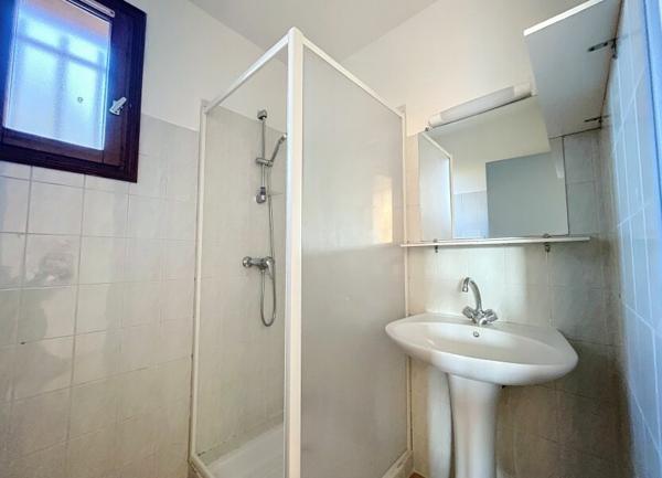 Appartement à louer    1 pièce •  Saint-Raphaël