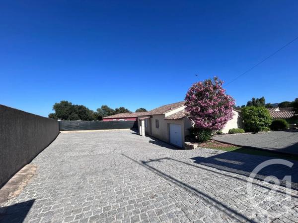 Maison à vendre  4 pièces - 100 m 2   ROQUEBRUNE SUR ARGENS  - 83