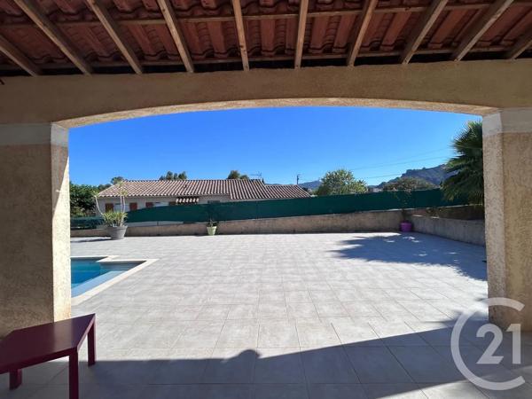 Maison à vendre  4 pièces - 100 m 2   ROQUEBRUNE SUR ARGENS  - 83