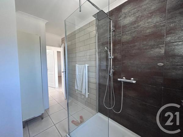 Maison à vendre  4 pièces - 100 m 2   ROQUEBRUNE SUR ARGENS  - 83