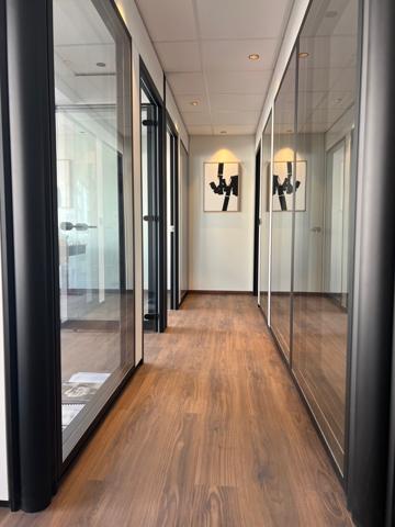 Saint-Laurent-du-Var (06700) BUREAUX STANDING 80m² CENTRE VILLE à ST LAURENT DU VAR