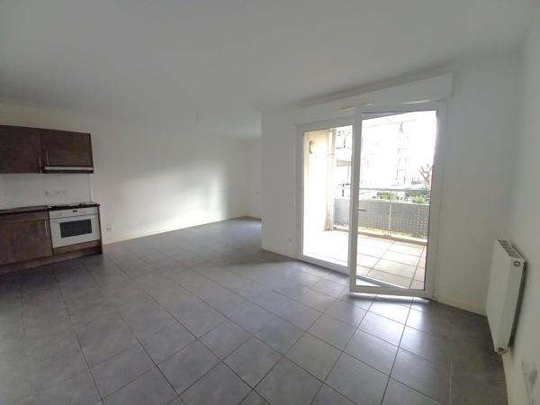 Appartement · Location Decines Charpieu (69150) 3 pièces · 68m²