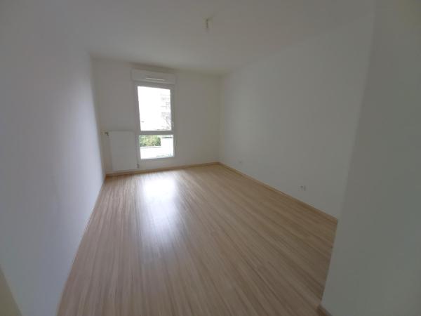 Appartement · Location Decines Charpieu (69150) 3 pièces · 68m²