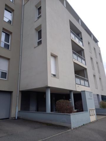 Appartement · Location Decines Charpieu (69150) 3 pièces · 68m²