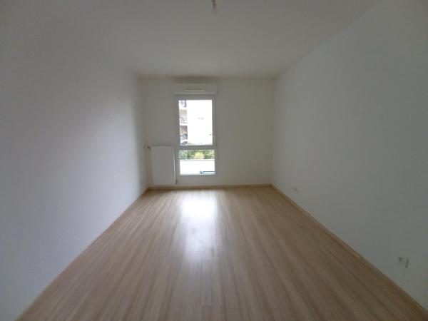 Appartement · Location Decines Charpieu (69150) 3 pièces · 68m²