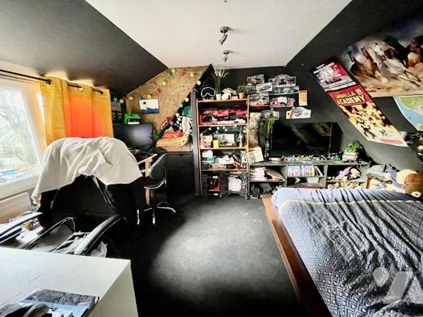 Maison à Vendre à Lannion (22300) en Côtes-d'Armor (22)
RARE, aux portes de LANNION

Ensembl...