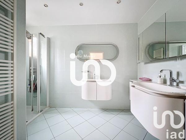 Maison traditionnelle 7 pièces de 140 m² à Le Plessis-Bouchard (95130)