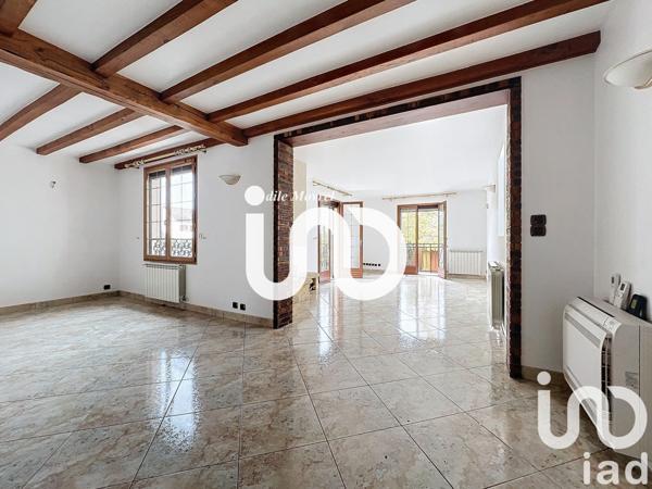 Maison traditionnelle 7 pièces de 140 m² à Le Plessis-Bouchard (95130)