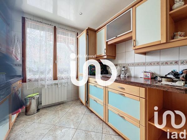 Maison traditionnelle 7 pièces de 140 m² à Le Plessis-Bouchard (95130)