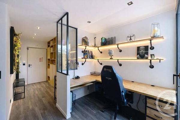 Appartement F2 à vendre  2 pièces - 56,94 m2 PARIS - 75014