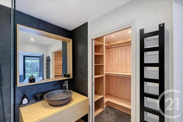 Appartement F2 à vendre  2 pièces - 56,94 m2 PARIS - 75014