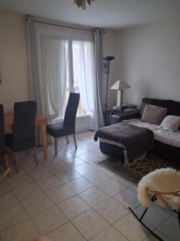 Bel appartement T2 vendu meublé et équipé