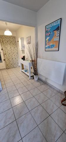 Bel appartement T2 vendu meublé et équipé