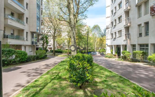 Appartement à vendre    3 pièces • 76,75 m2 Joinville-le-Pont