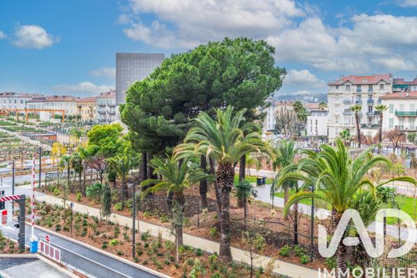 Appartement à vendre 3 pièces 72 m² Nice