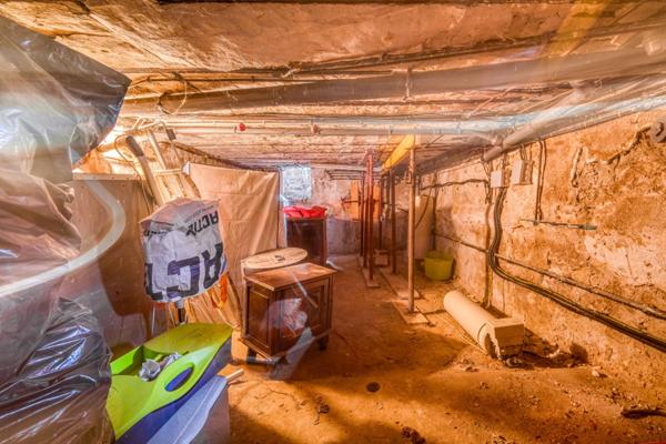 Christophe Michaudelle – EXCLUSIVITE - CAPIFRANCE vous propose proche de Meaux, à Chambry : Propriété 260 m² - ZONE UA - 10 pièces - 5 chambres - pièces d'eau - beau jardin plat et clos avec nombreux