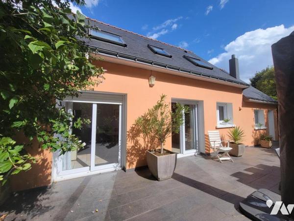 Maison dans hameau en campagne