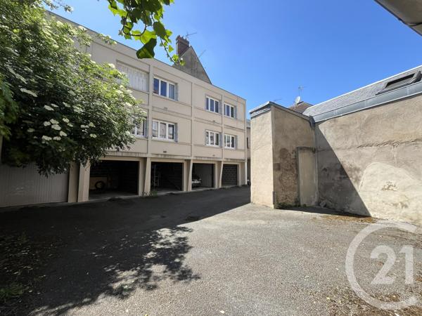 Immeuble à vendre  150 m2 CHARTRES - 28