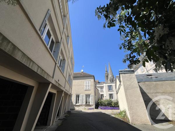 Immeuble à vendre  150 m2 CHARTRES - 28