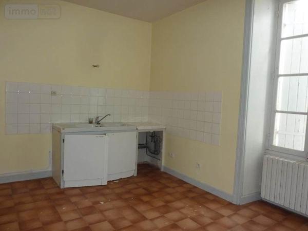 Maison à vendre à Jonzac en Charente-Maritime (17500), ref : 1864