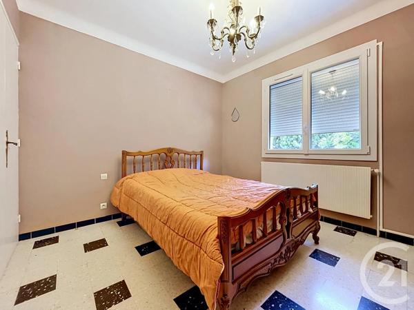 Maison à vendre  8 pièces - 145,06 m 2   BAGNOLS SUR CEZE  - 30