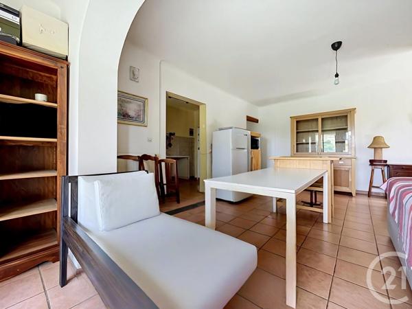 Maison à vendre  8 pièces - 145,06 m 2   BAGNOLS SUR CEZE  - 30