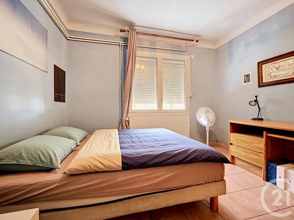 Maison à vendre  8 pièces - 145,06 m 2   BAGNOLS SUR CEZE  - 30